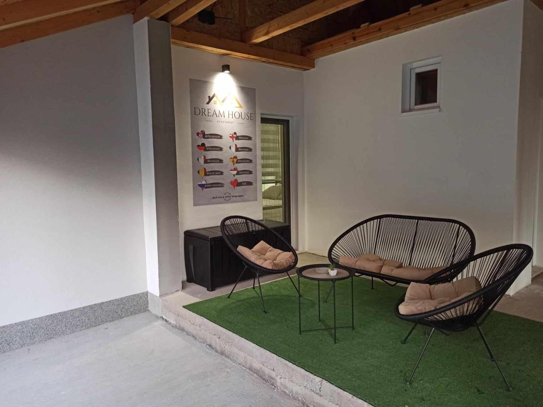 Dream House Apartment Vrsac Luaran gambar